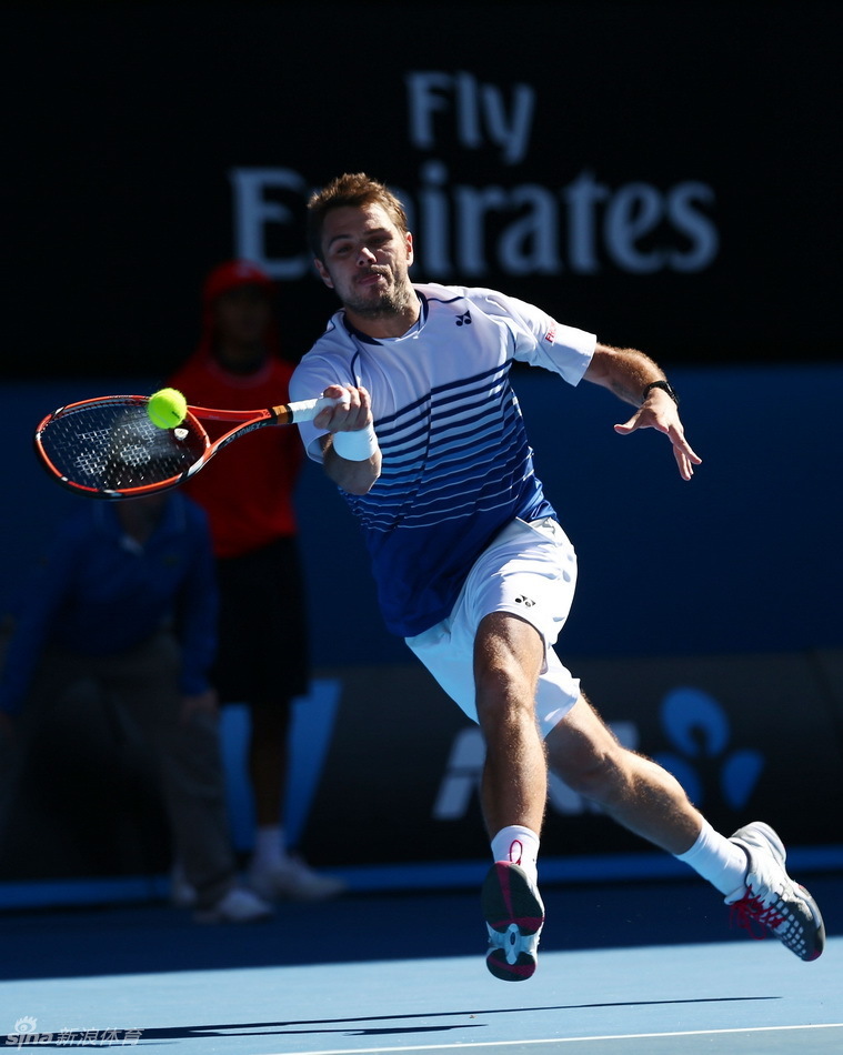 关于美国网球队绝地反击澳大利亚网球队，瓦林卡制霸全场的信息