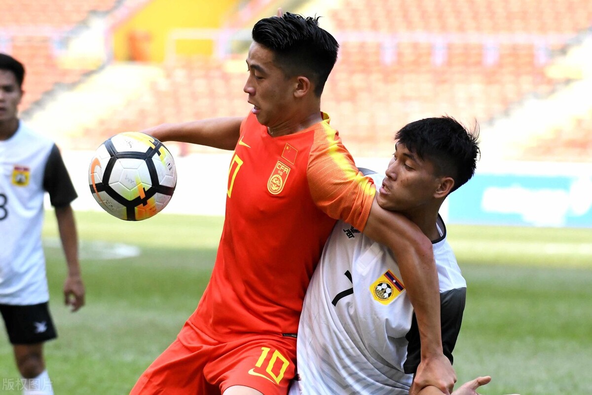 韩国队轻取马来西亚队，黄鸭组合扛起全队
