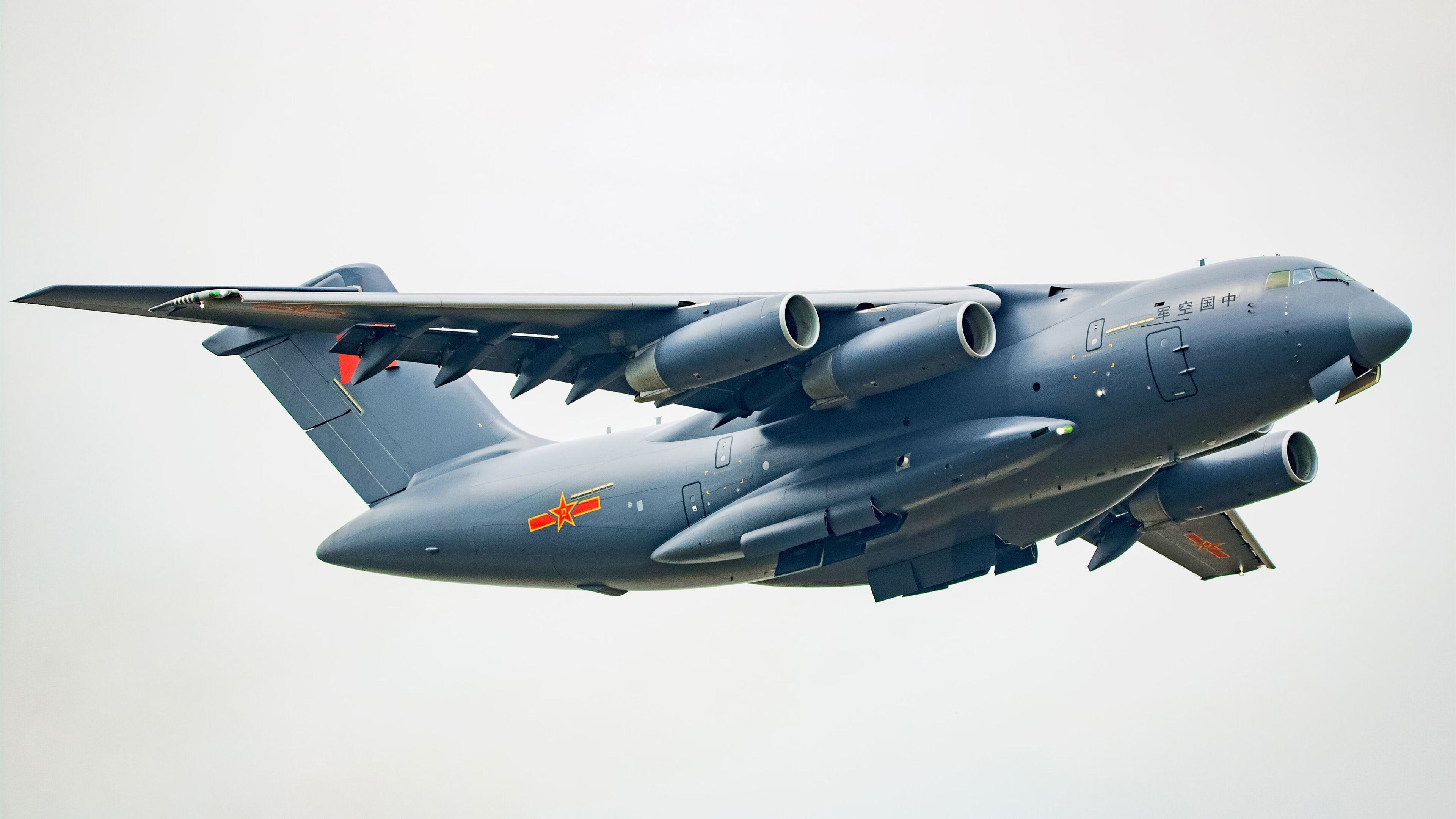 少年硬汉阿劳霍顶出胜利之路，乌拉圭淘汰赛基因觉醒