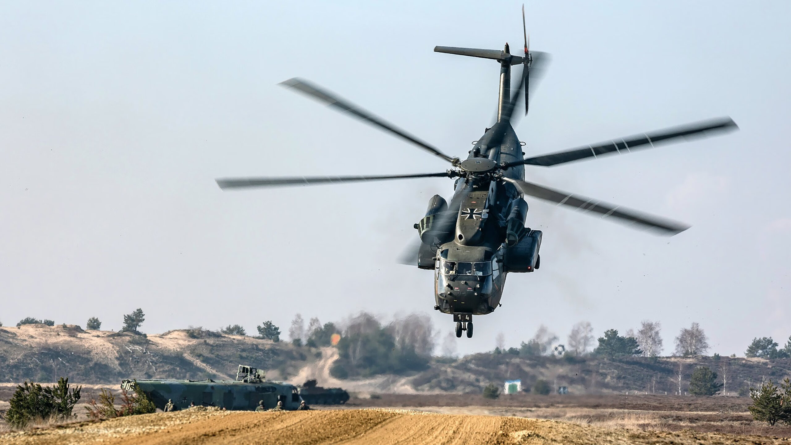 绿军獠牙刺穿战术迷宫，塔图姆爆发助步行者巅峰对决险胜掘金