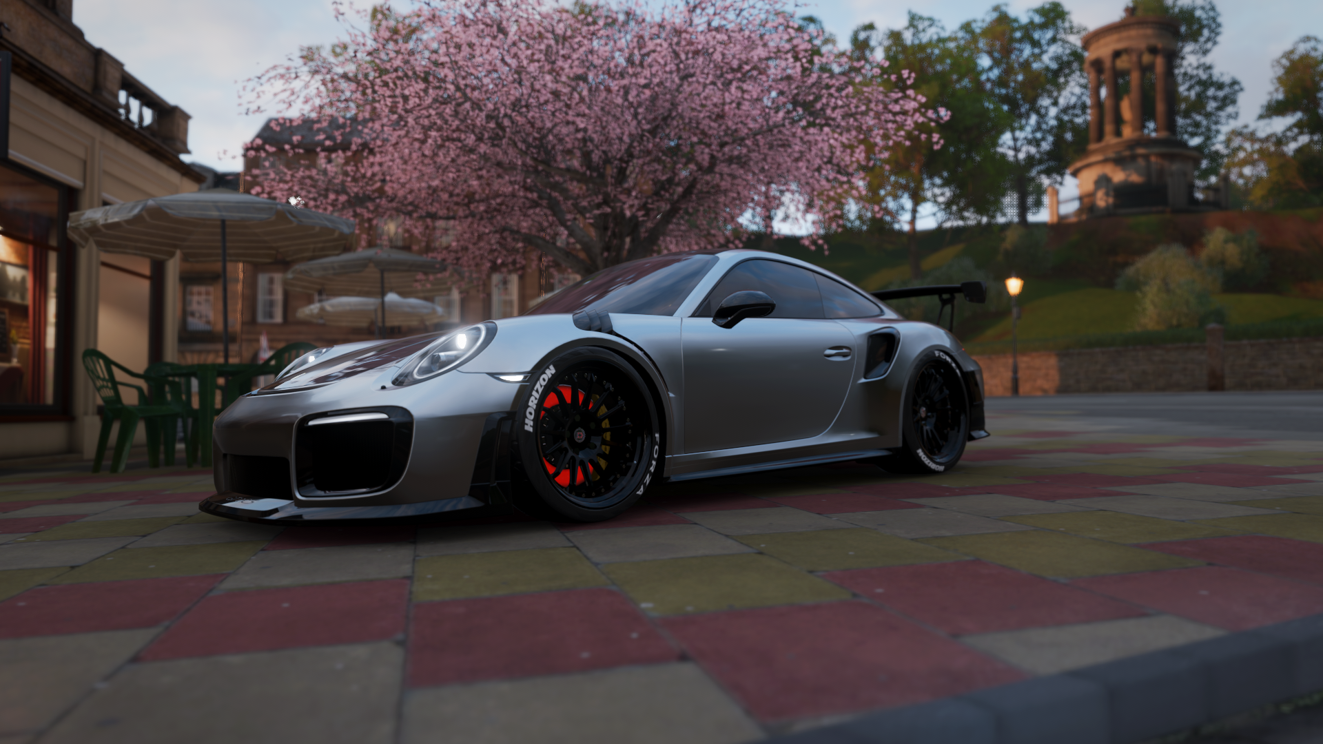 双刃剑与指挥家，贝林厄姆统治攻防，摩洛哥节奏掌控击败佛罗伦萨舞步